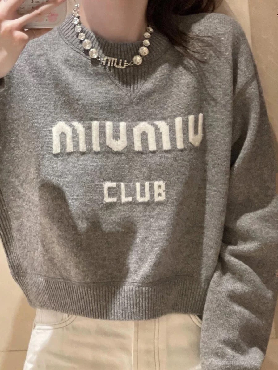 MMIU LOG SWEATER