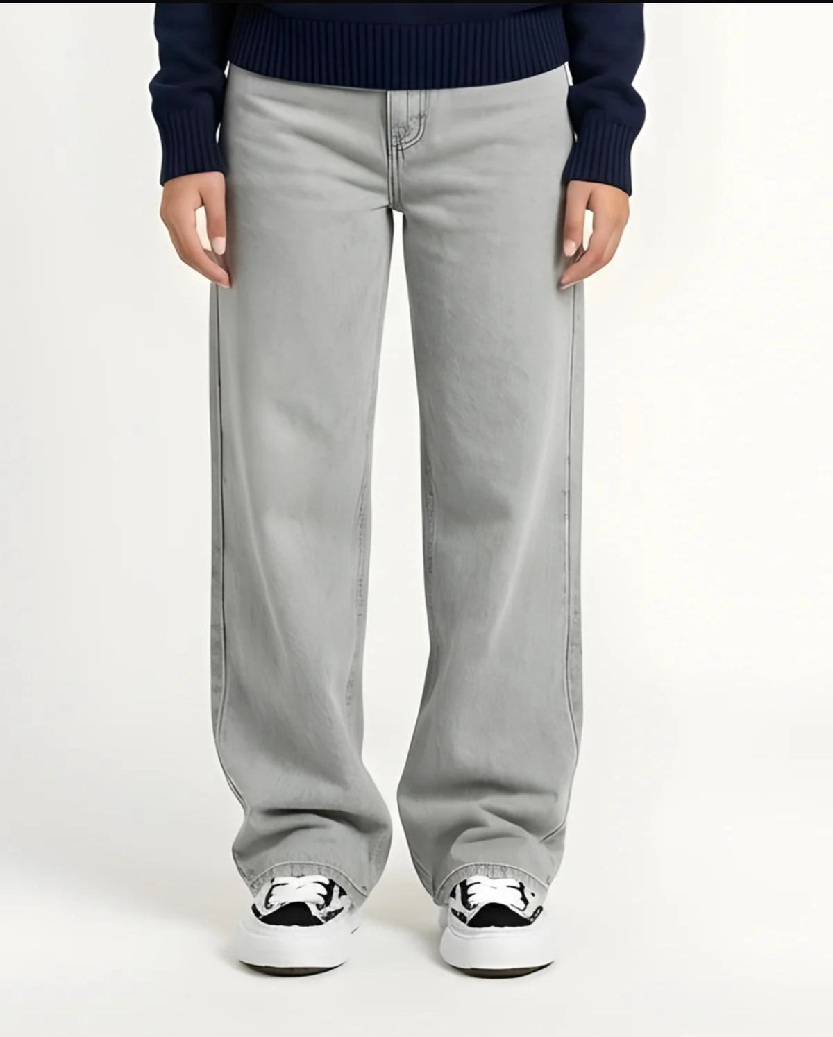 GREY STRAIGHT JEANS