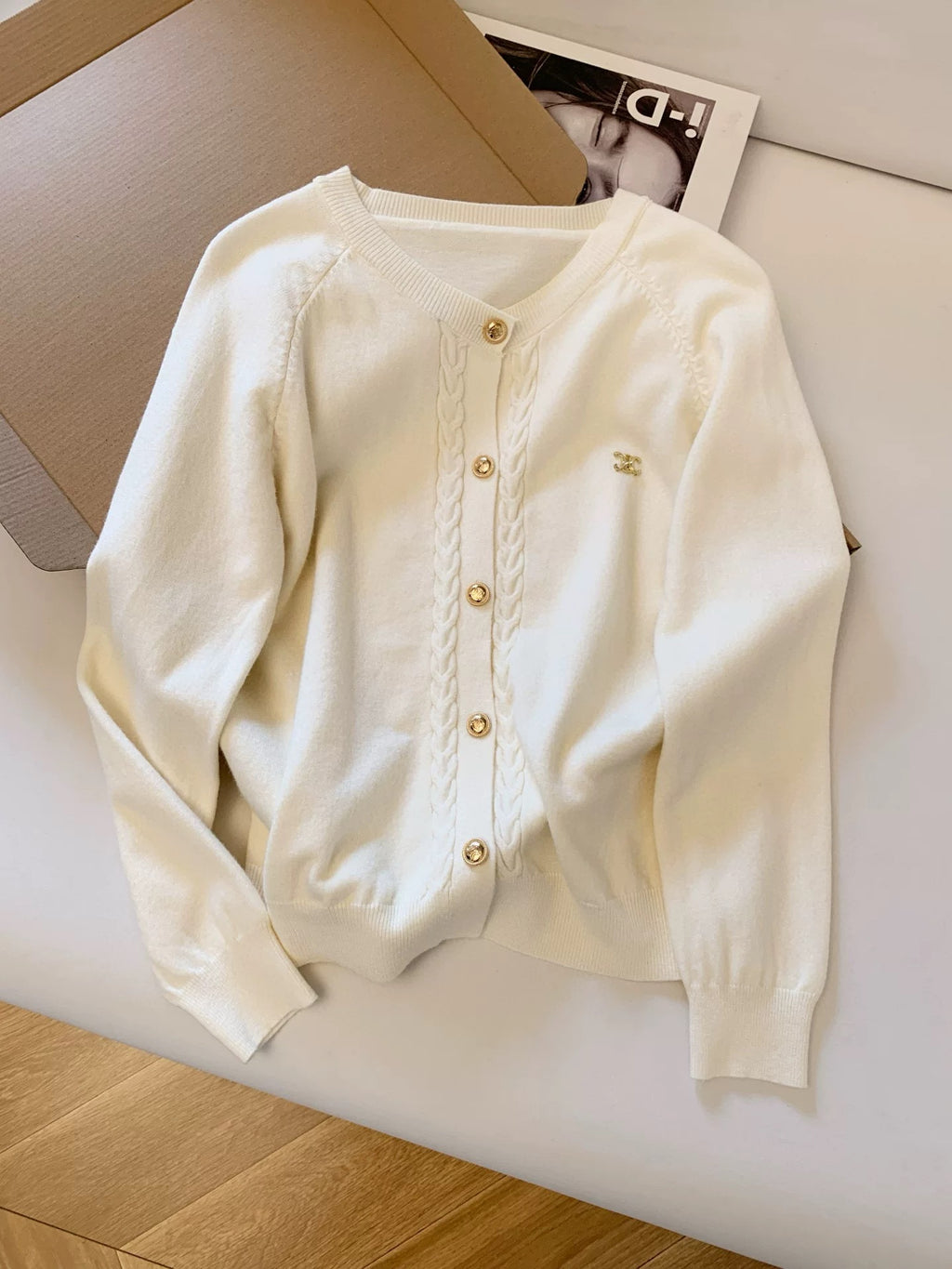 CLNE COUTRE STRICKJACKE