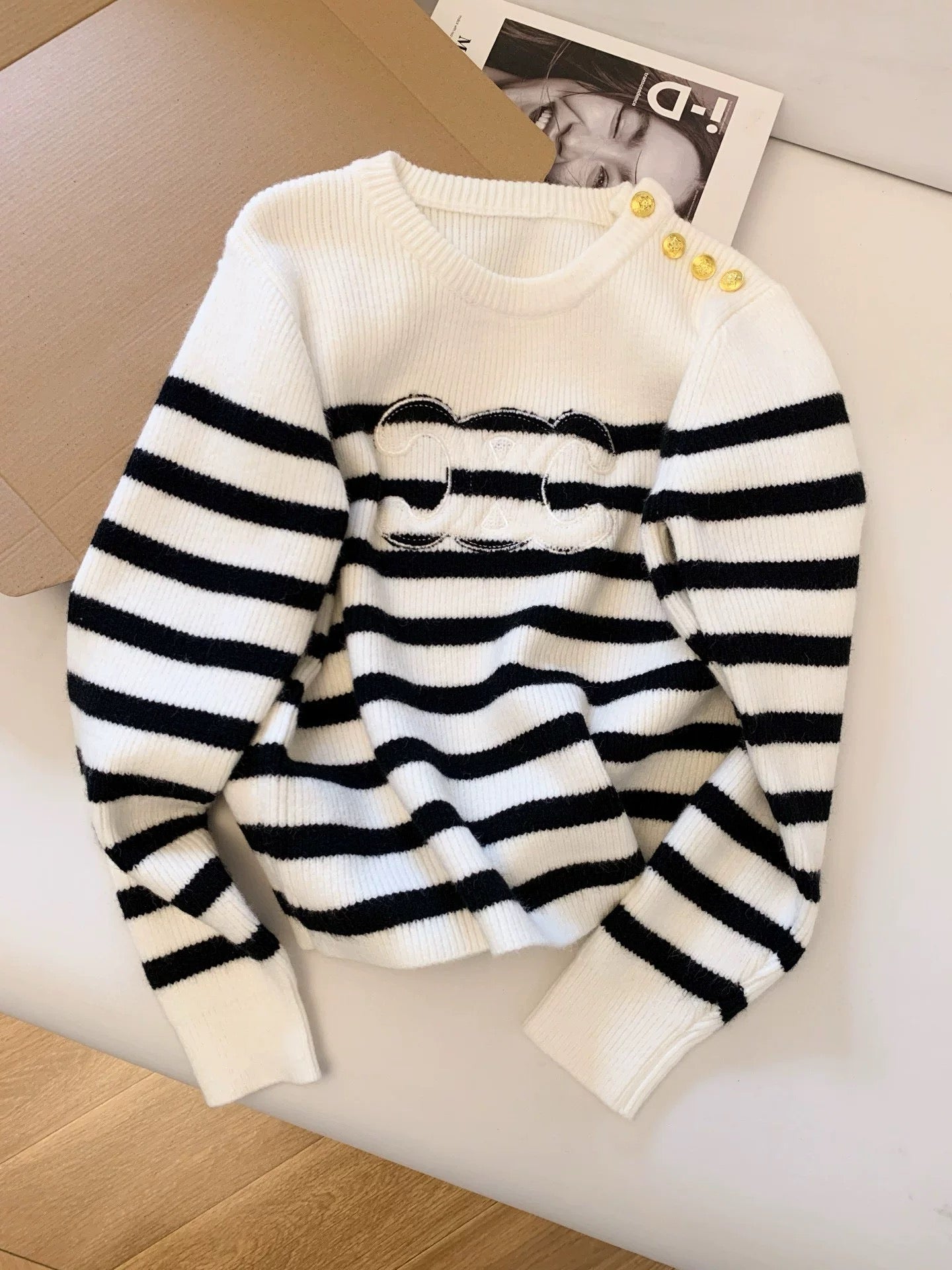 CLNE ZEBR SWEATER