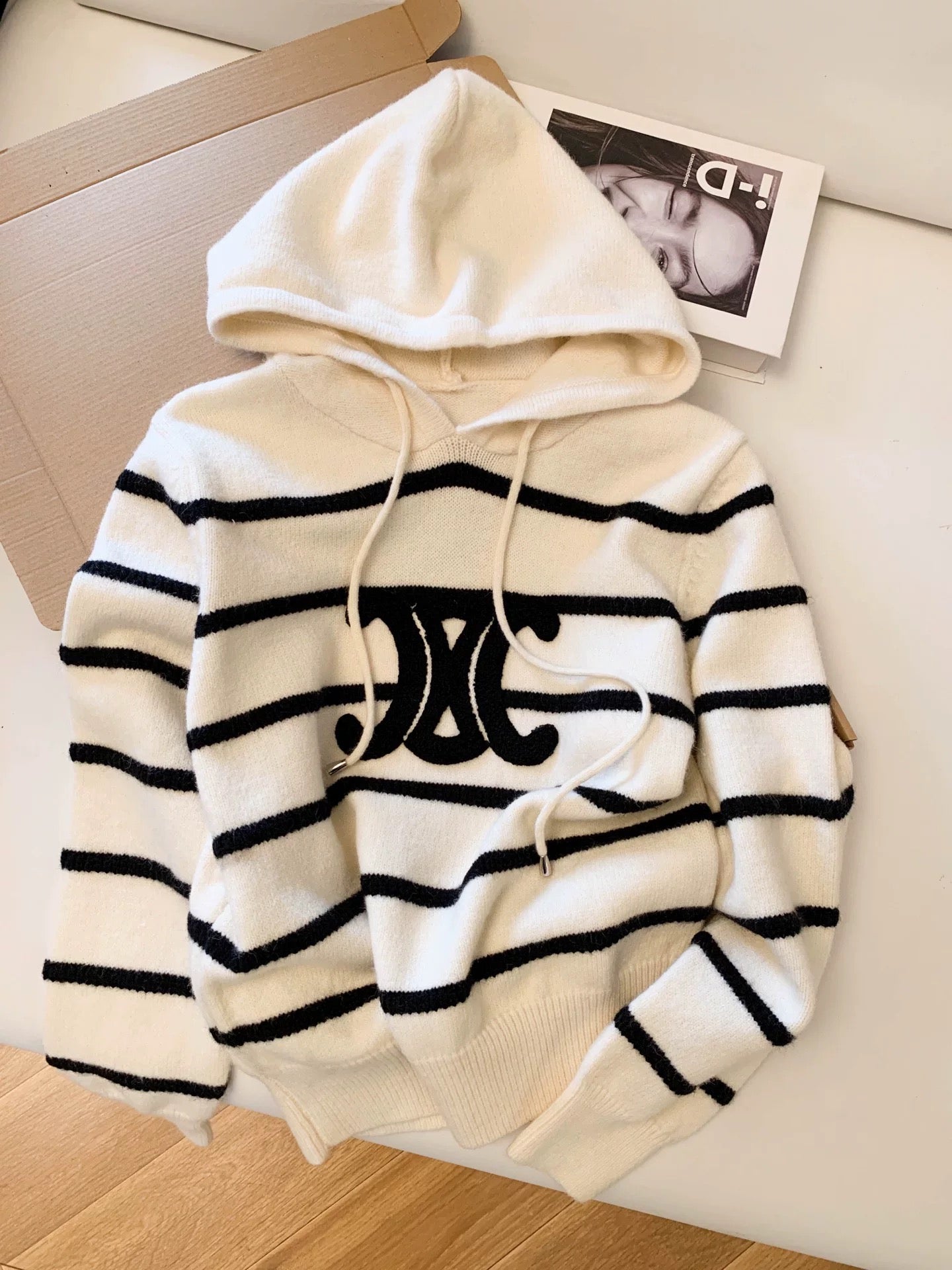 CLNE ZEBR HOODIE