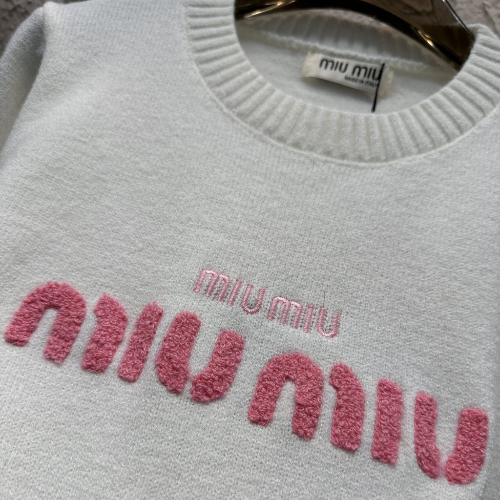 MMIU CLASSIC SWEATER