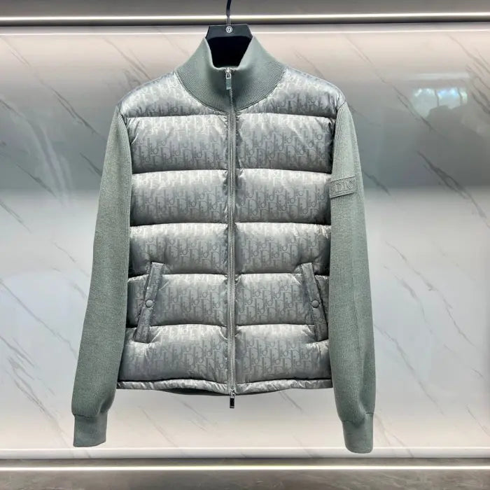 CD OBLIQUE STRICKJACKE